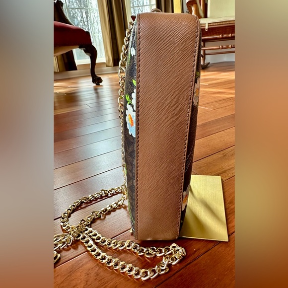 Michael Kors Jet Set Signature Chain Crossbody Bag with Daisy Floral Print - Picture 6 of 9